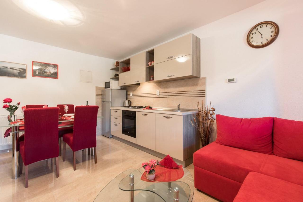 Apartment Doris, Nenadici Nenadici  Buitenkant foto